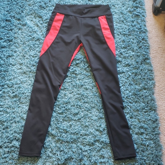 Black Red Heart Design Leggings Workout Pants - Picture 1 of 6